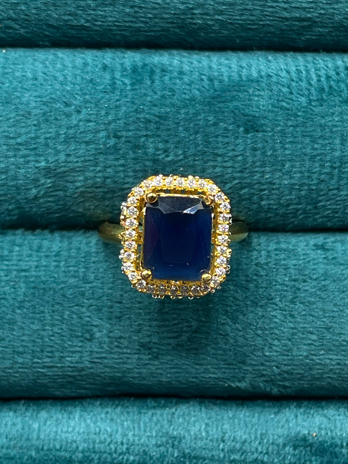 Noir Emerald Ring -AGLEAM